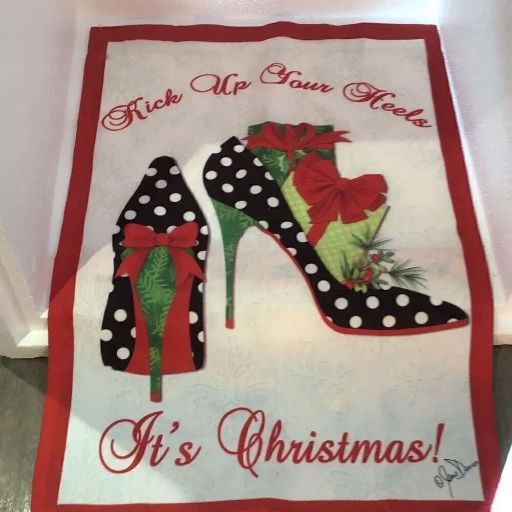 Jane Dorries kick off your shoes, Christmas wall decoration